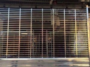 Cửa cuốn siêu thoáng inox ST-IN2